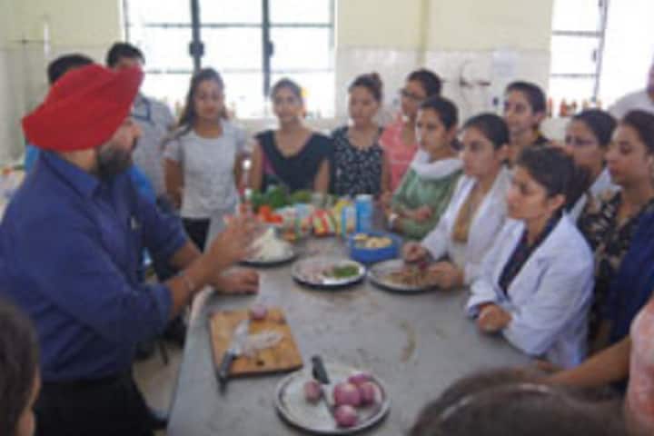 cafeteria